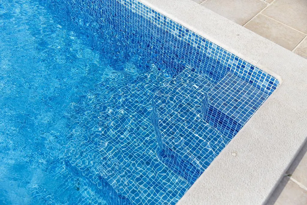 말린스카 Holiday House Peranovic - Ljutici, Krk 빌라 0*,