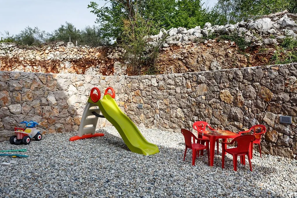 Holiday House Peranovic - Ljutici, Krk Villa Malinska