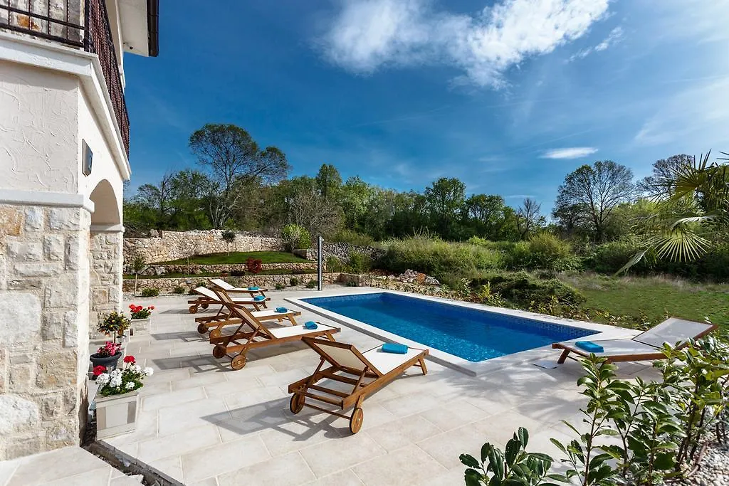 Holiday House Peranovic - Ljutici, Krk Villa Malinska