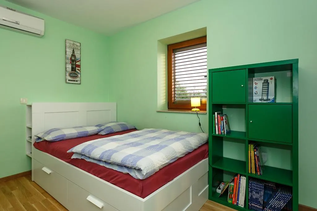 Holiday House Peranovic - Ljutici, Krk Villa Malinska